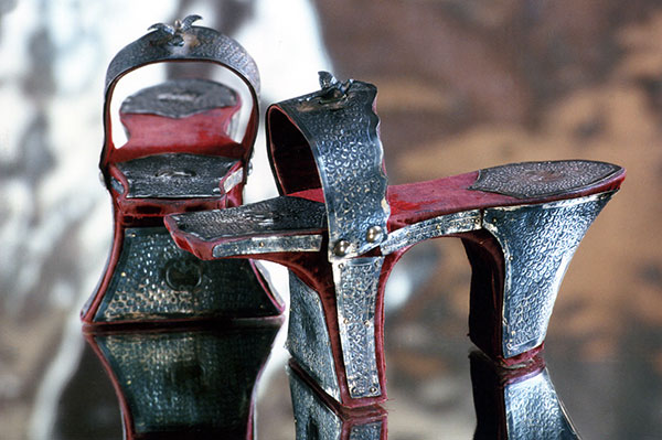 Collection Musée international de la Chaussure. Crédit photo : J. GARNIER